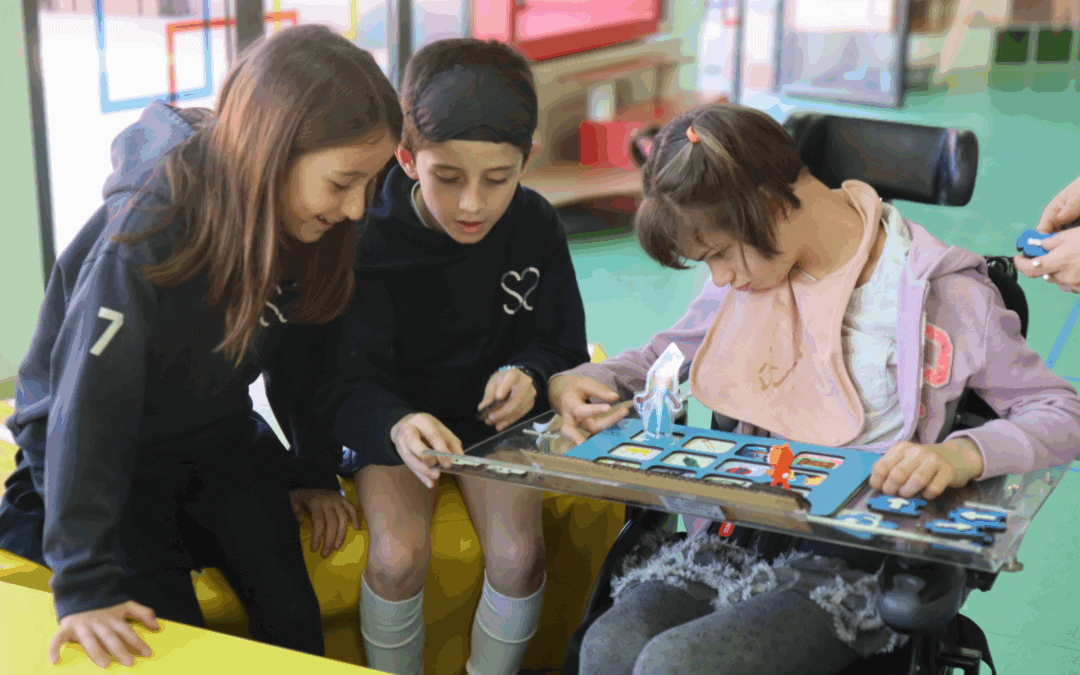 Scratch Jr Tactile: Programació inclusiva més enllà de la tecnologia